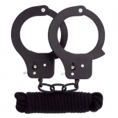 Чёрные наручники из листового металла в комплекте с веревкой BONDX METAL CUFFS LOVE ROPE SET - Dream Toys - купить с доставкой в Шахтах