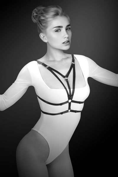 Черная упряжь на грудь Laura - Bijoux Pour Toi - купить с доставкой в Шахтах